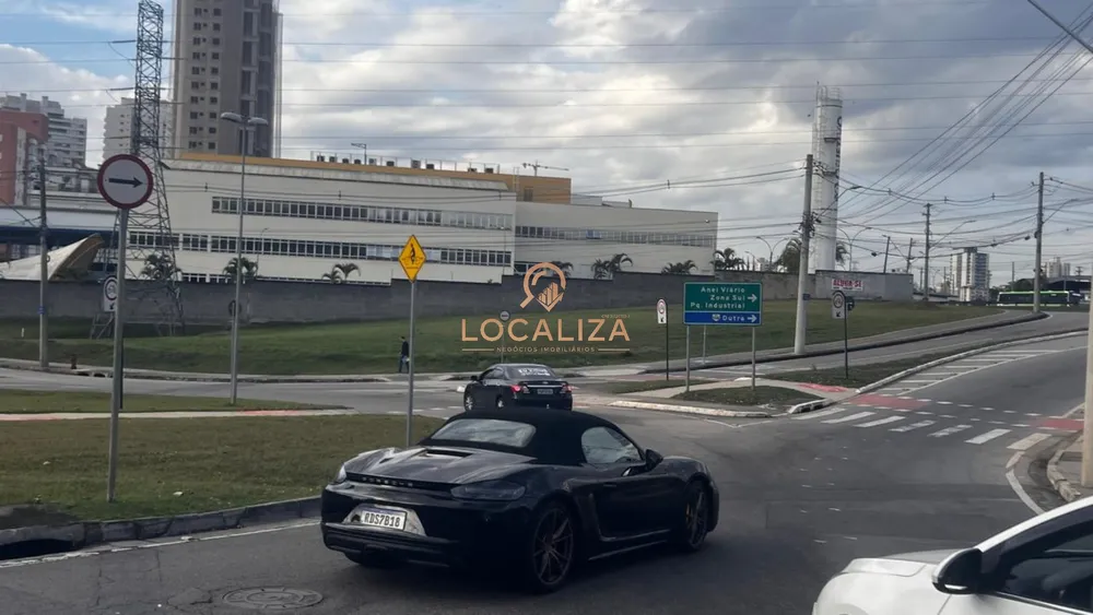 Loteamento e Condomínio, 1799 m² - Foto 1
