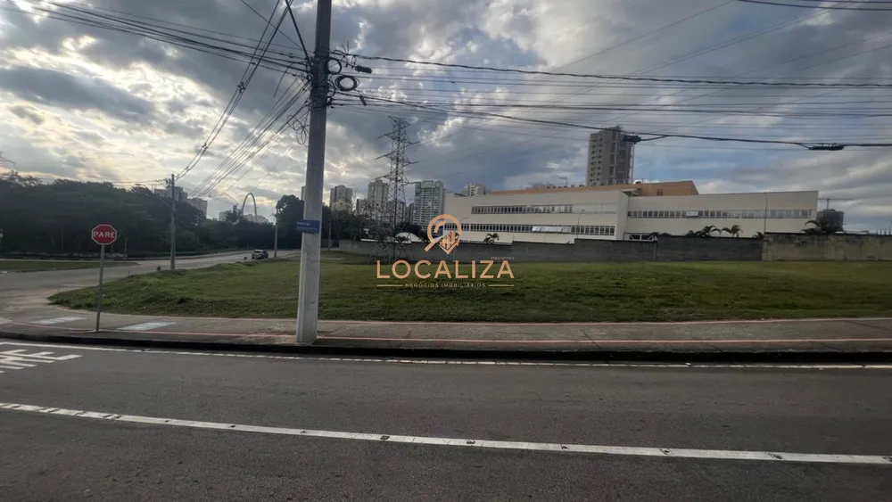 Loteamento e Condomínio, 1799 m² - Foto 3