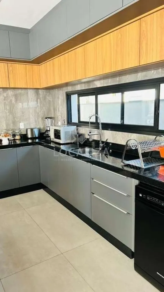 Casa, 4 quartos, 323 m² - Foto 4