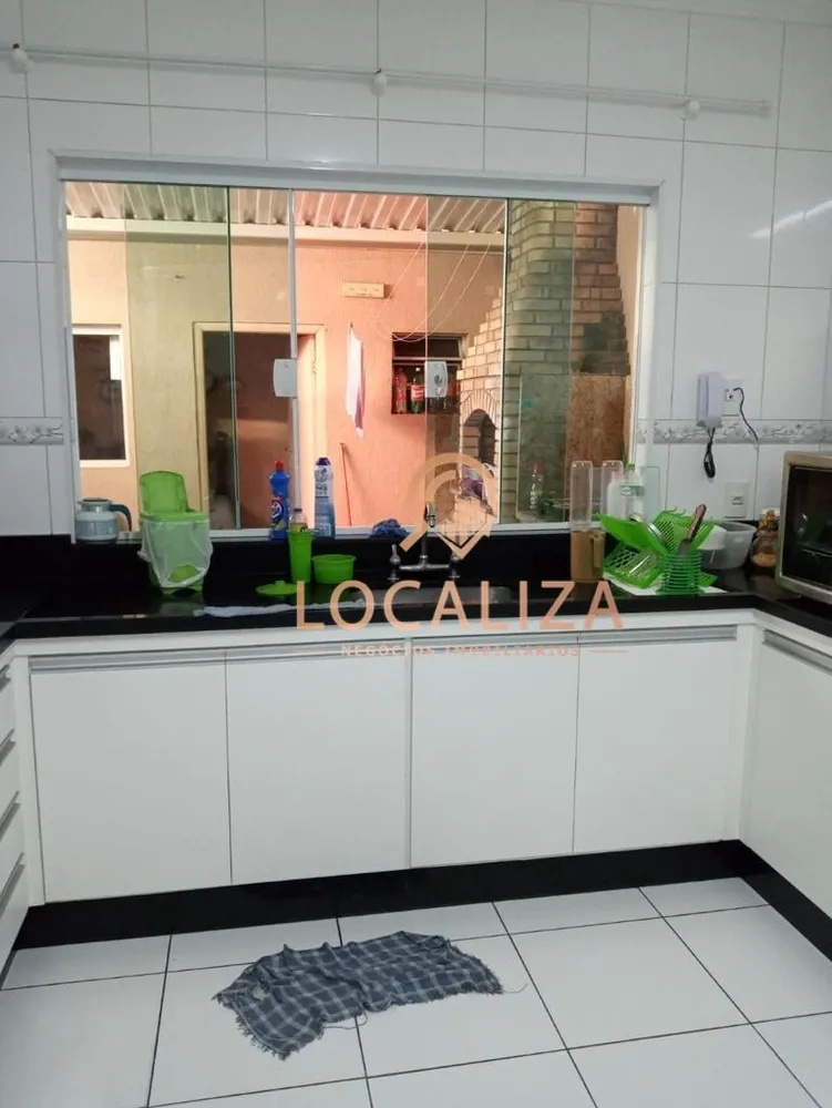 Casa, 4 quartos - Foto 1