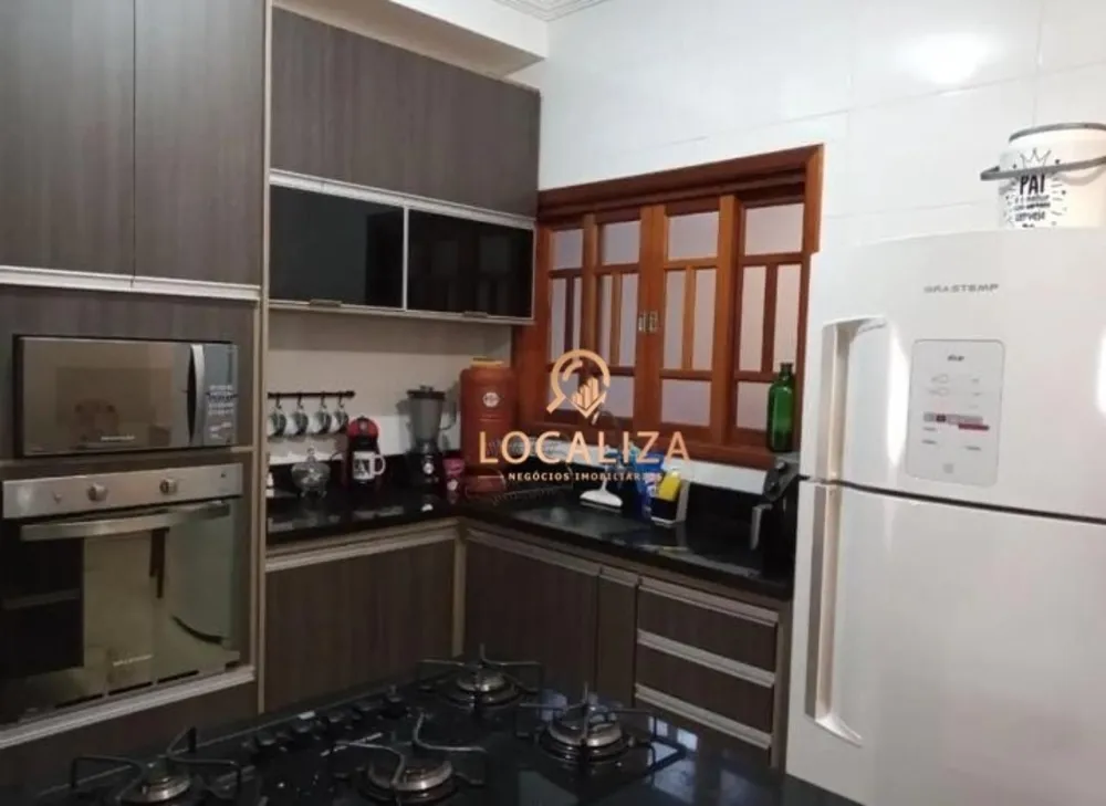 Casa, 3 quartos, 130 m² - Foto 2