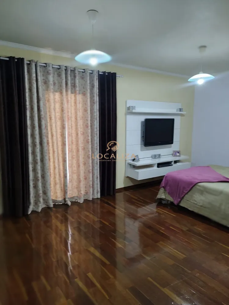 Casa, 3 quartos, 220 m² - Foto 8