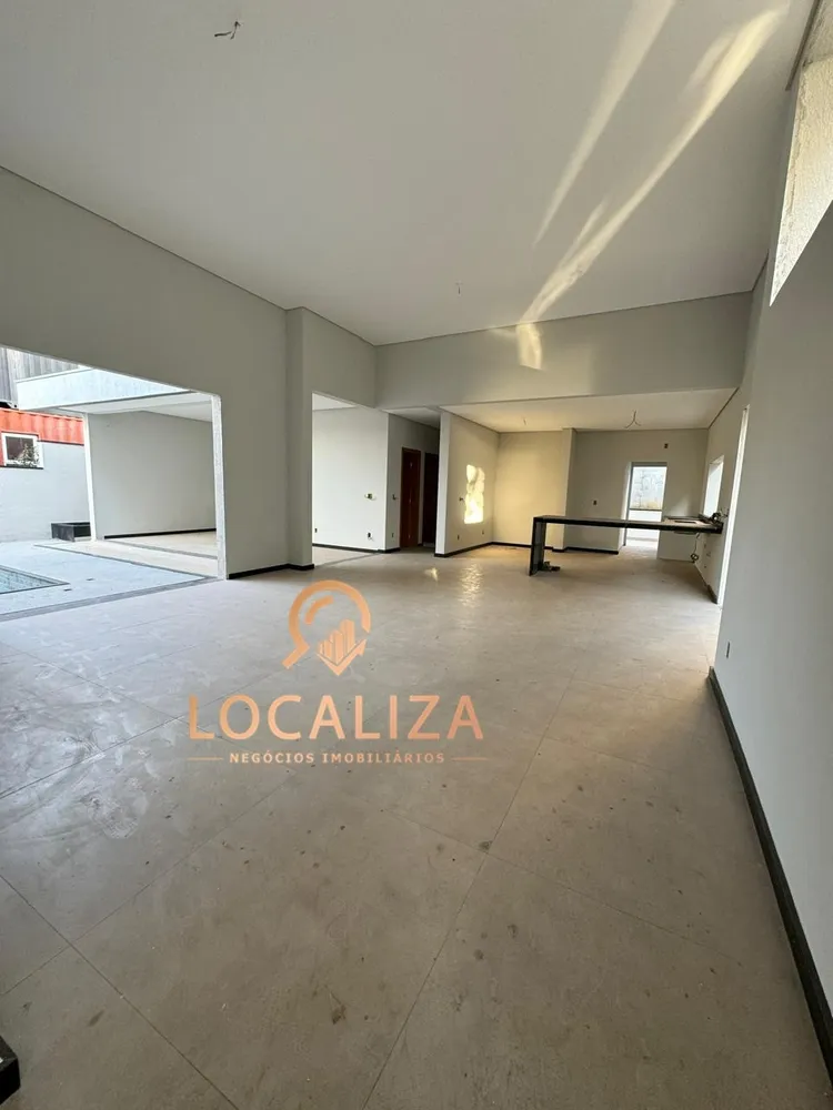 Casa, 3 quartos, 275 m² - Foto 6