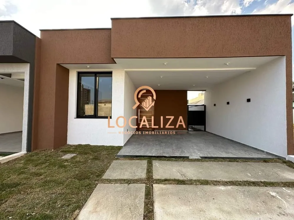 Casa, 3 quartos, 212 m² - Foto 1