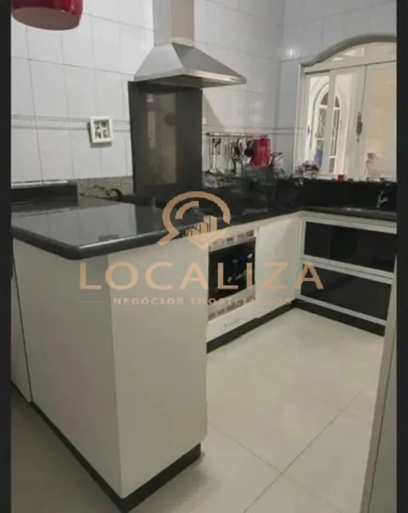 Casa, 3 quartos, 130 m² - Foto 1