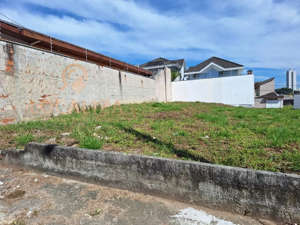 Terreno, 240 m² - Foto 1