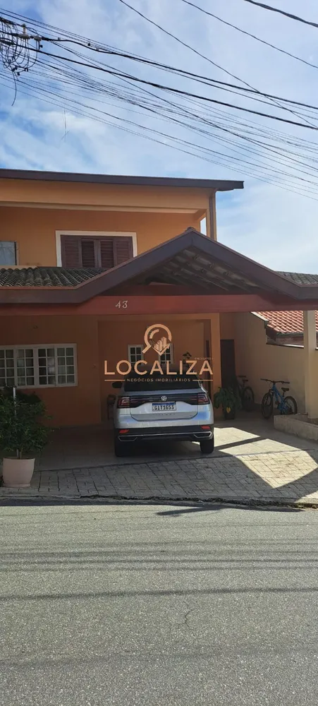 Casa, 3 quartos, 250 m² - Foto 1