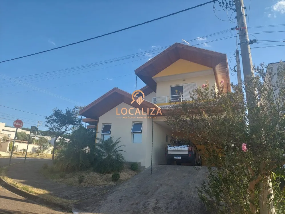 Casa, 3 quartos, 216 m² - Foto 2