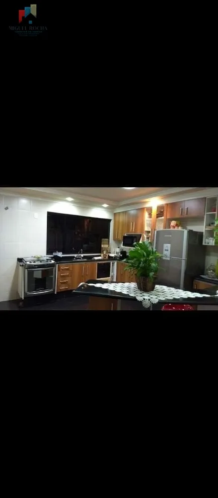 Sobrado, 3 quartos, 185 m² - Foto 6