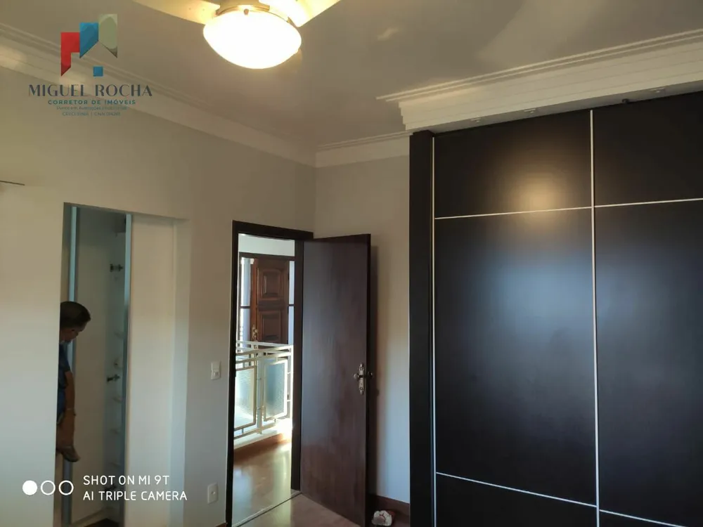 Sobrado, 3 quartos, 344 m² - Foto 1