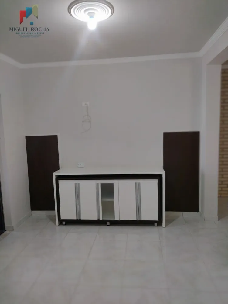 Sobrado, 3 quartos, 213 m² - Foto 2