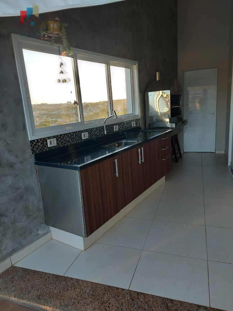 Casa, 2 quartos, 246 m² - Foto 1