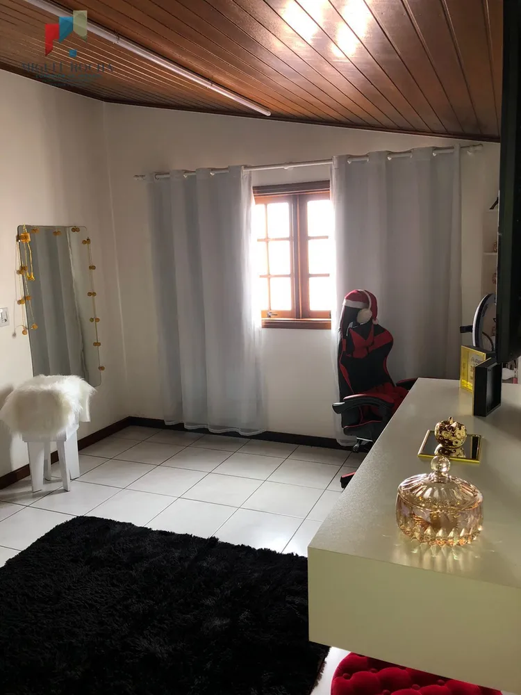 Sobrado, 4 quartos, 247 m² - Foto 8
