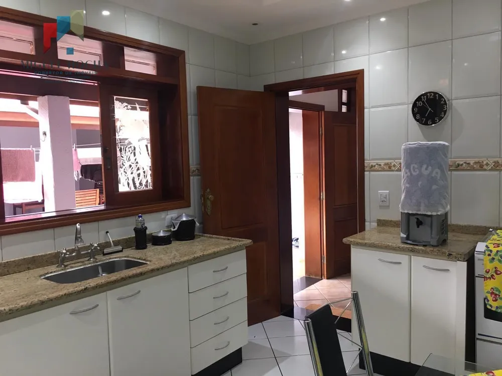 Sobrado, 4 quartos, 247 m² - Foto 2