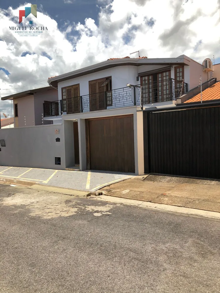 Sobrado, 4 quartos, 247 m² - Foto 1