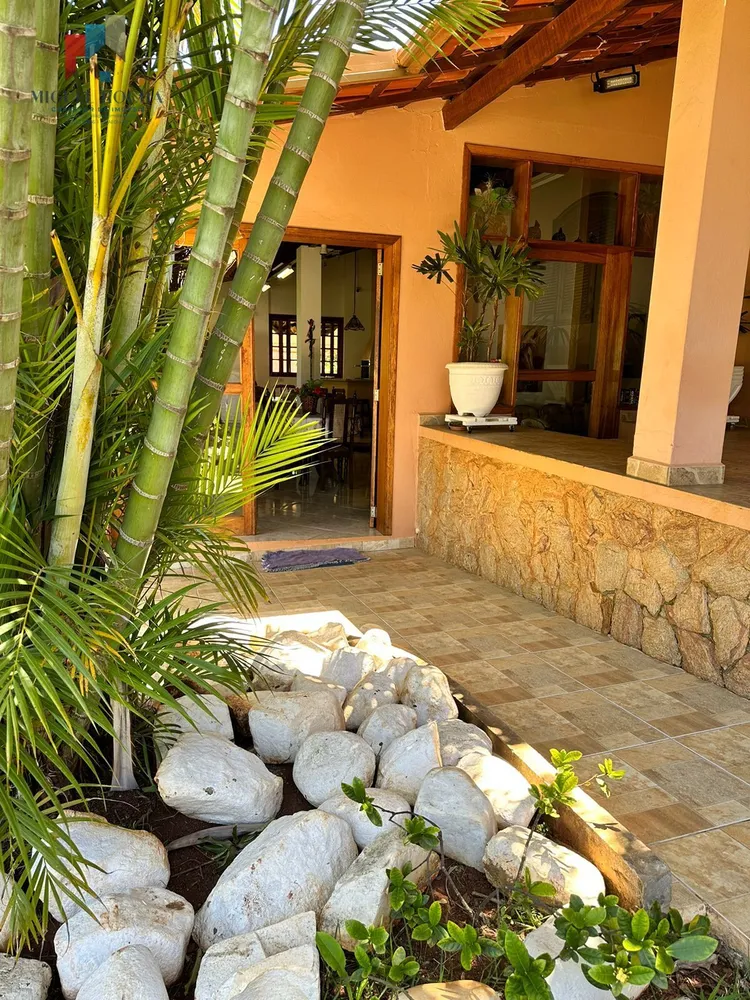 Chácara, 3 quartos, 2000 m² - Foto 1