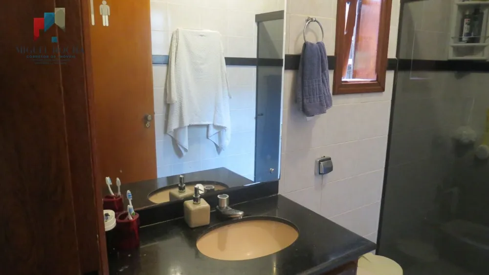 Casa, 3 quartos, 235 m² - Foto 8