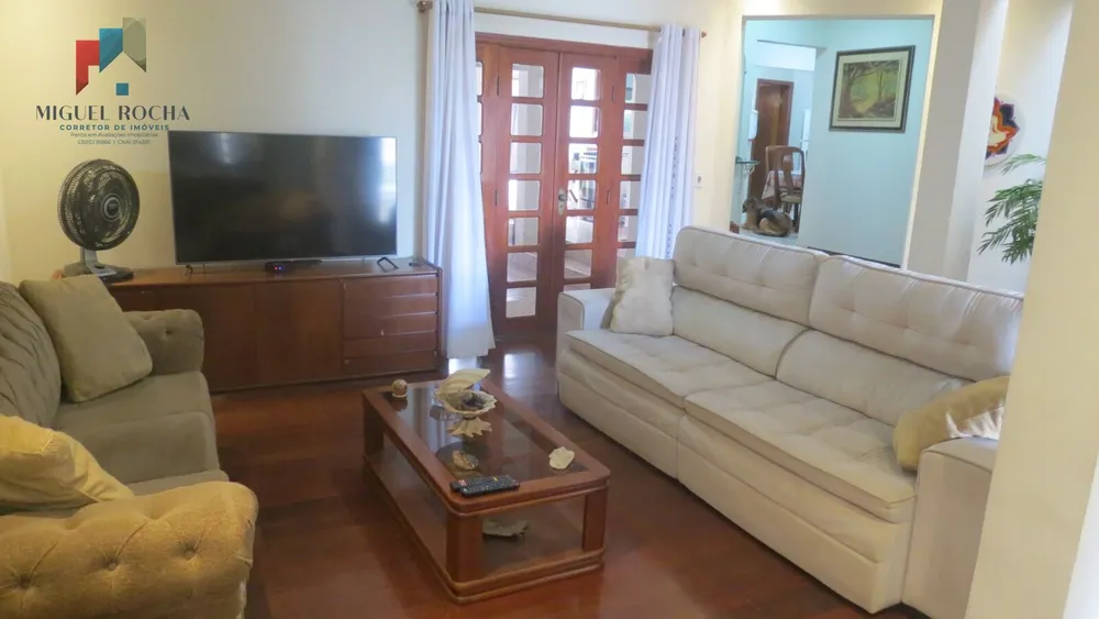 Casa, 3 quartos, 235 m² - Foto 6