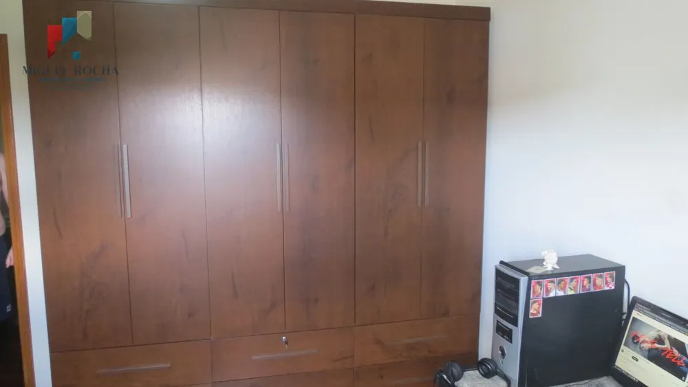 Casa, 3 quartos, 235 m² - Foto 13