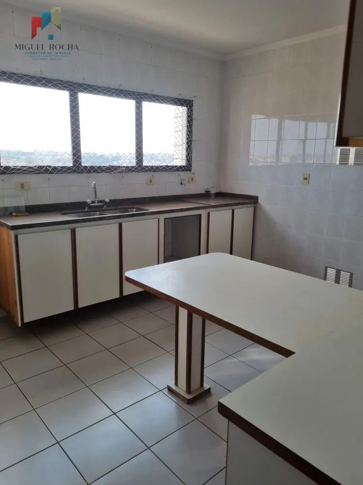 Apartamento, 3 quartos, 150 m² - Foto 2