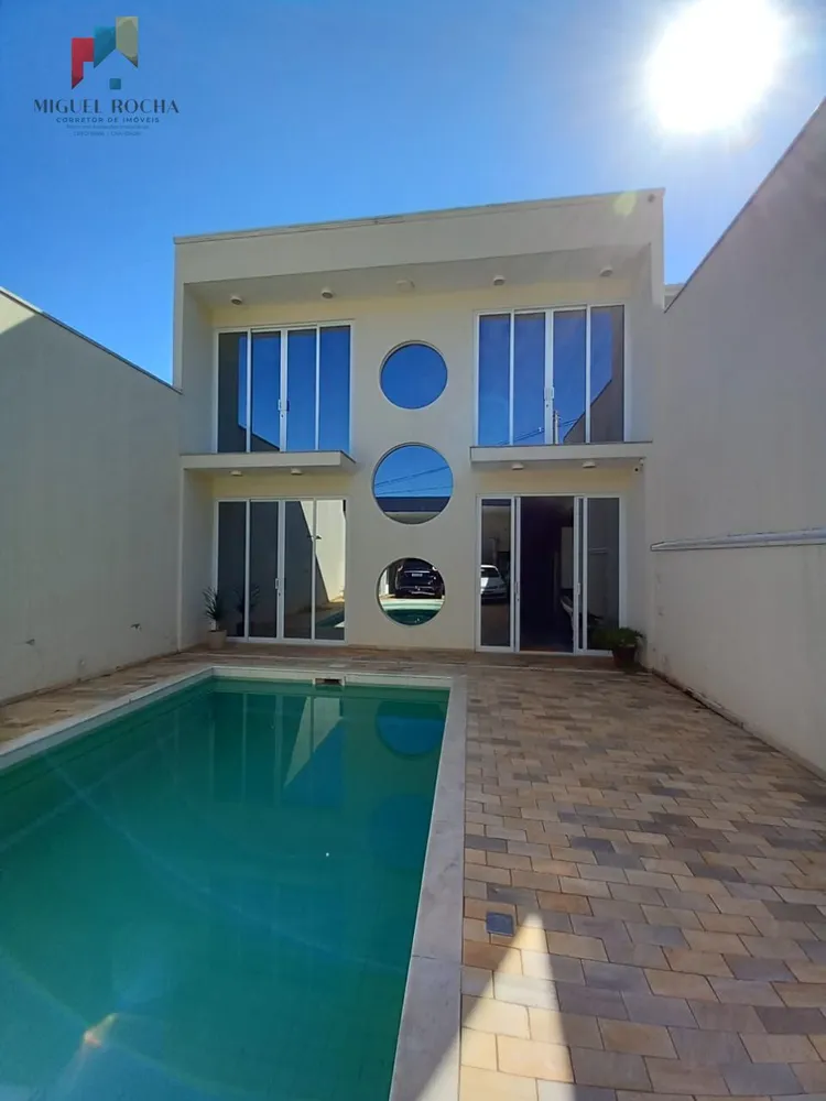 Casa, 2 quartos, 167 m² - Foto 3