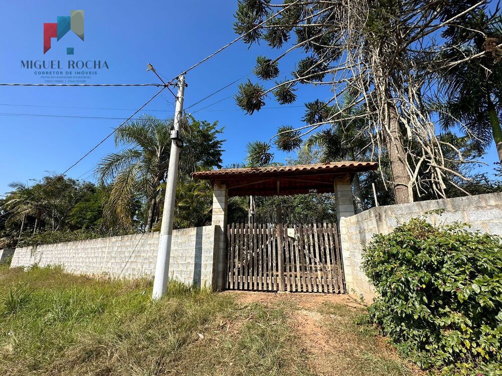 Chácara à venda com 2 quartos, 14000m² - Foto 2