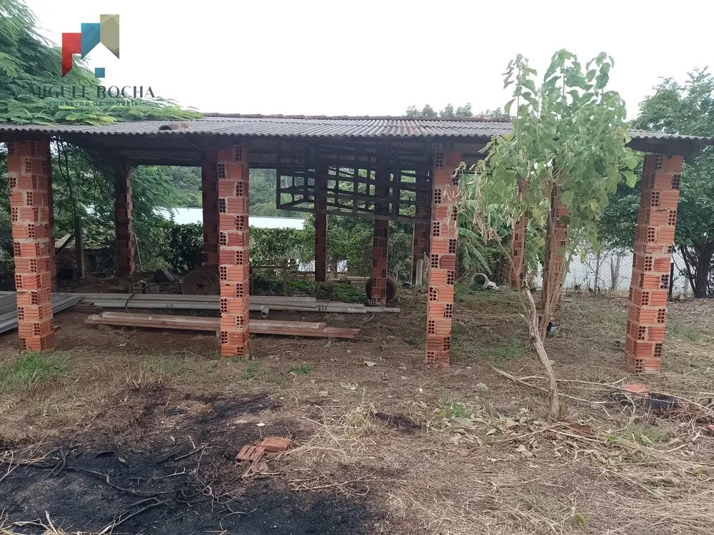 Chácara, 3 quartos, 2760 m² - Foto 2