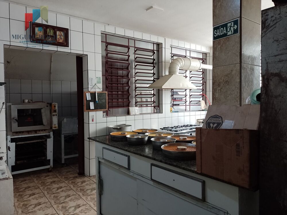 Casa, 3 quartos, 250 m² - Foto 1