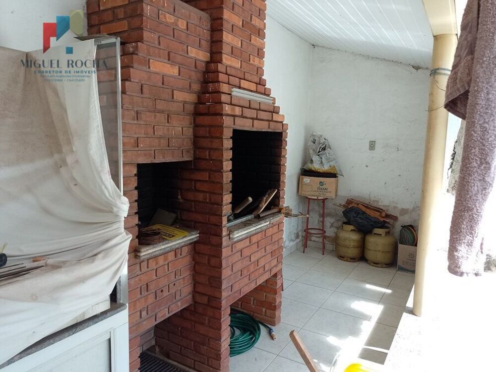 Casa, 3 quartos, 250 m² - Foto 2