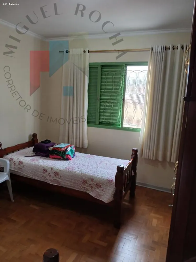 Sobrado, 3 quartos, 192 m² - Foto 1