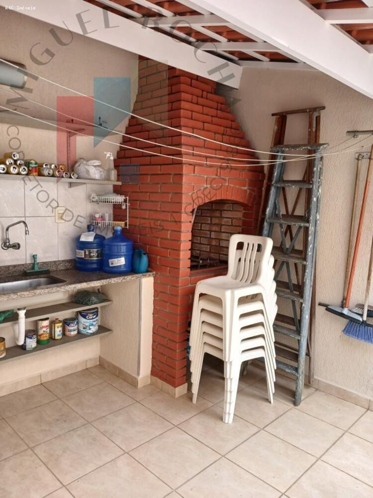 Sobrado para alugar com 3 quartos, 192m² - Foto 28