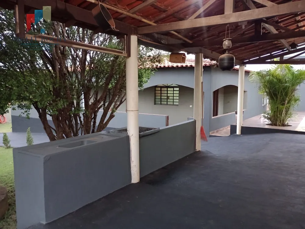 Chácara, 3 quartos, 2000 m² - Foto 1