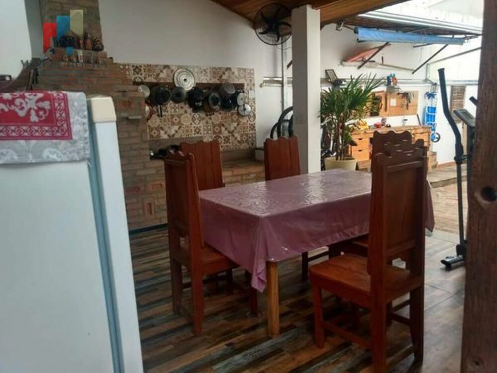 Casa, 4 quartos, 248 m² - Foto 8