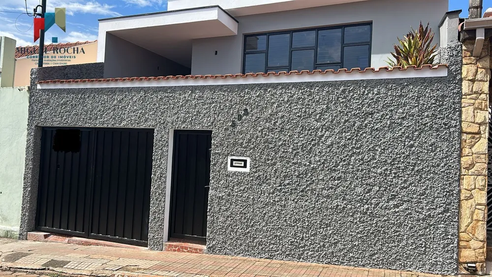 Casa, 3 quartos - Foto 1