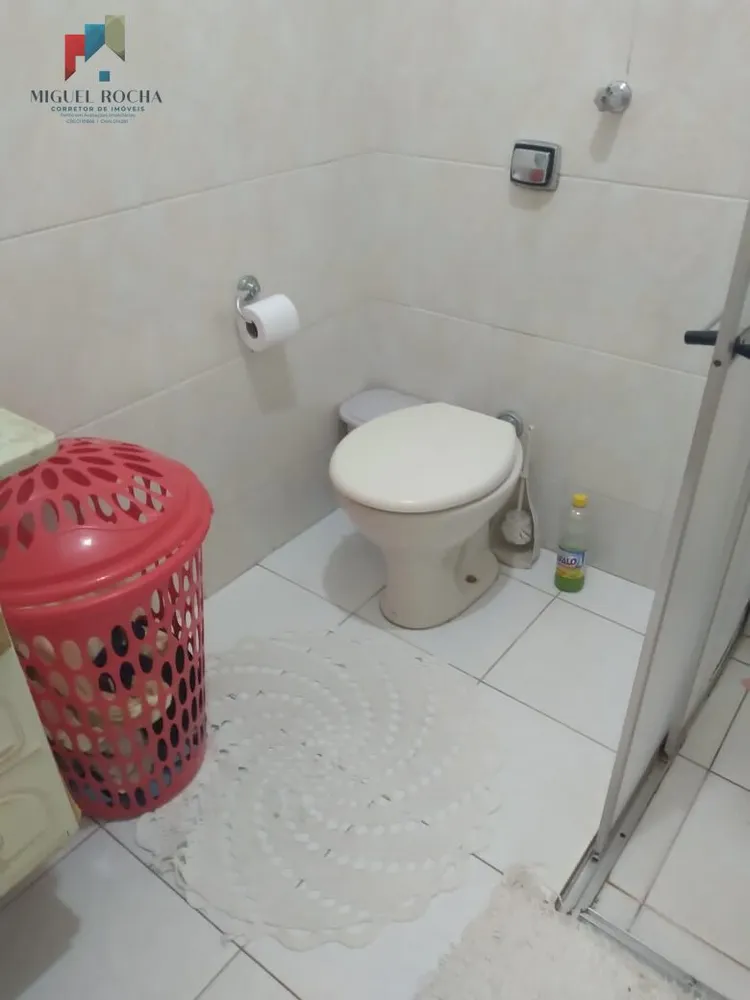 Casa, 3 quartos, 238 m² - Foto 1