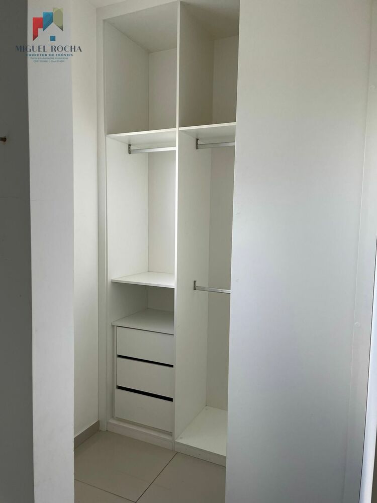 Casa à venda com 3 quartos, 217m² - Foto 3