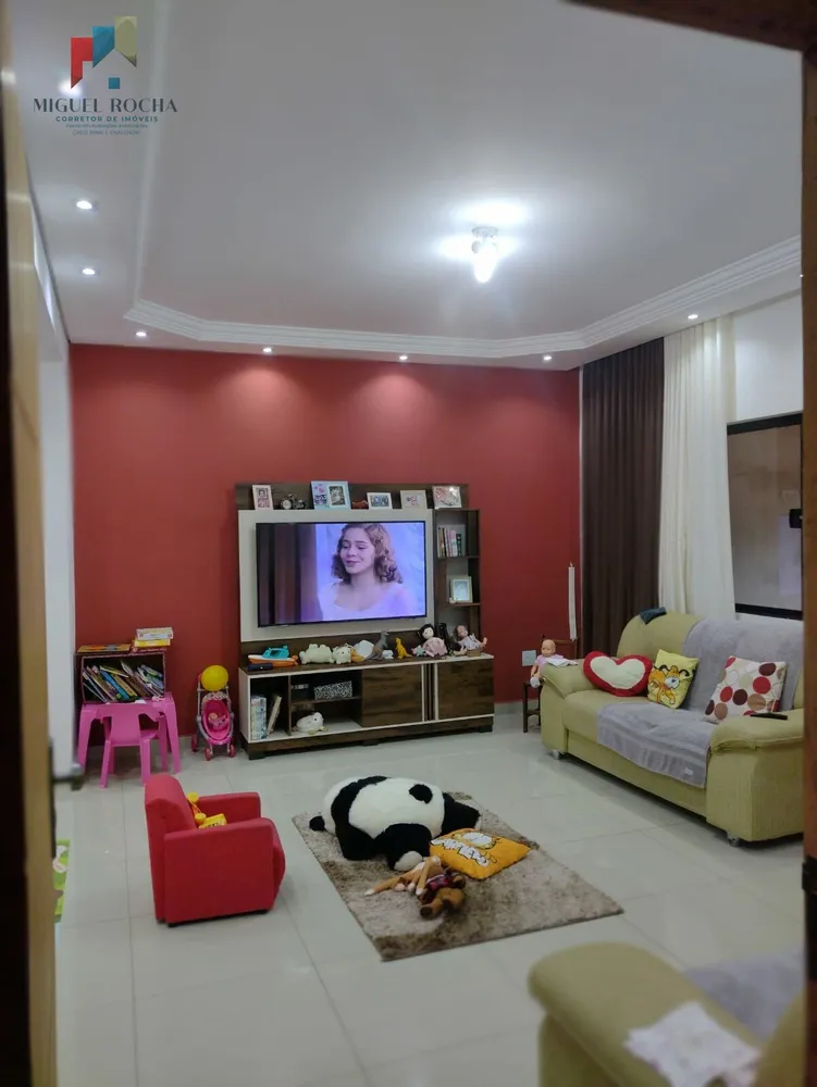 Sobrado, 4 quartos, 290 m² - Foto 1
