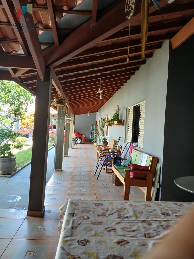 Casa, 4 quartos, 200 m² - Foto 1