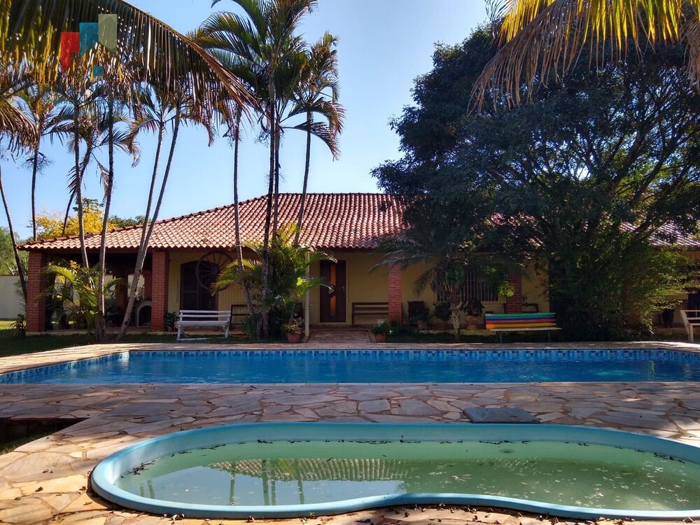 Chácara à venda com 6 quartos, 5000m² - Foto 1