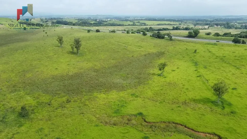 Sítio, 1 quarto, 65 hectares - Foto 2