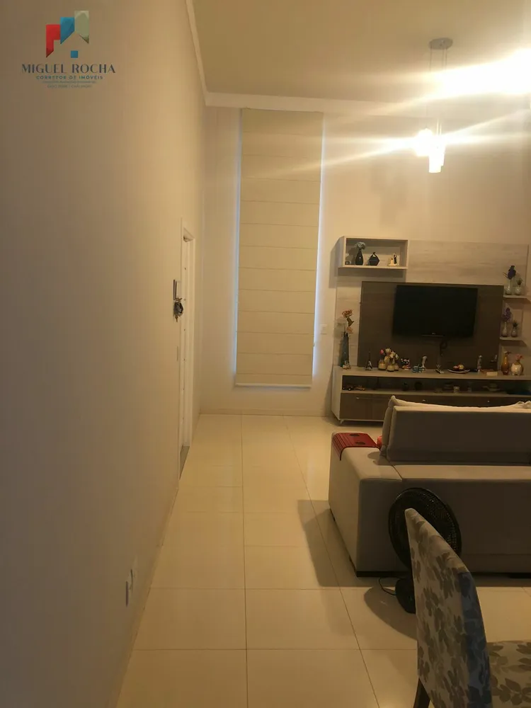 Casa, 3 quartos, 173 m² - Foto 2