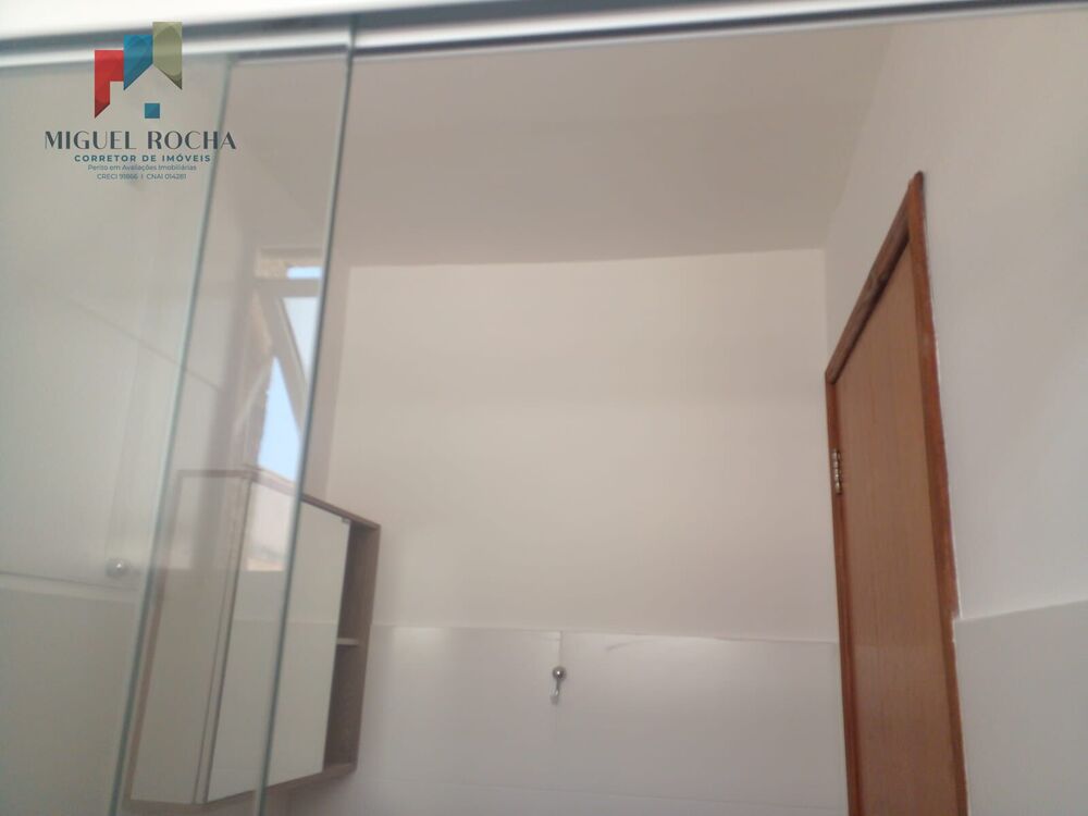 Apartamento à venda com 2 quartos, 44m² - Foto 7