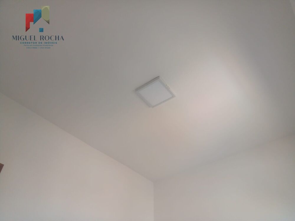 Apartamento à venda com 2 quartos, 44m² - Foto 10