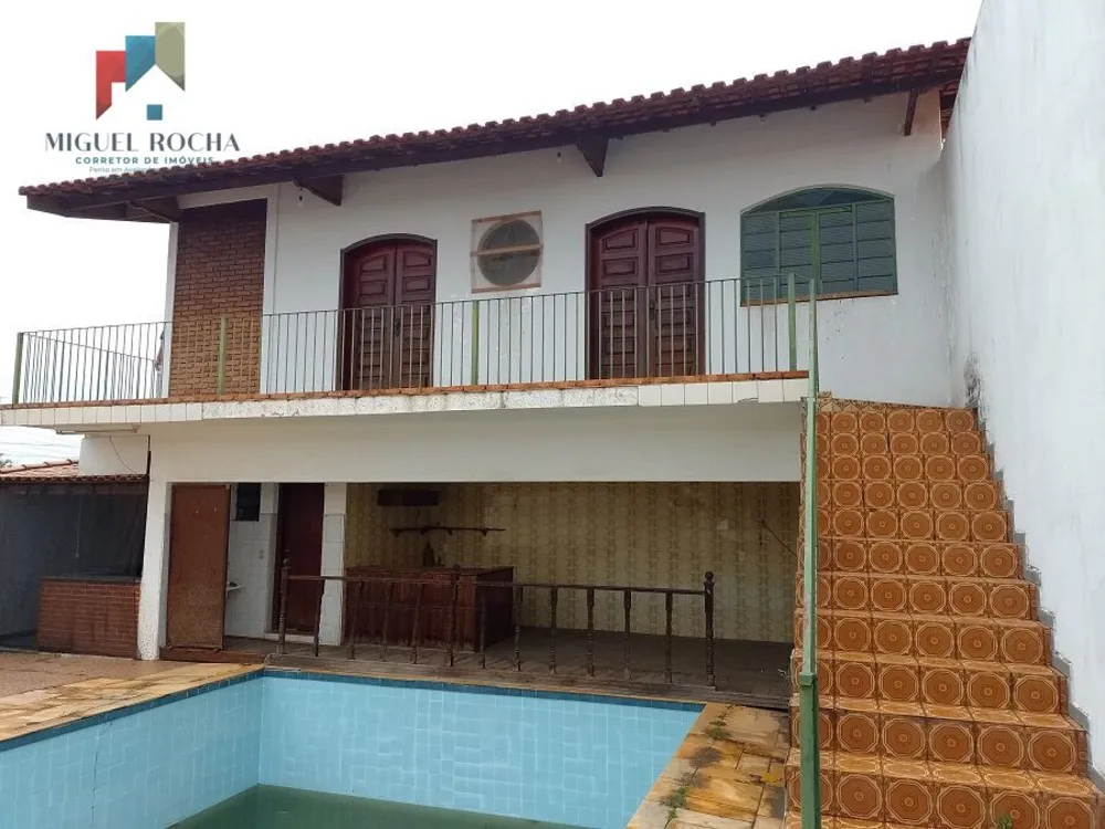 Hotel, 1 quarto, 250 m² - Foto 1