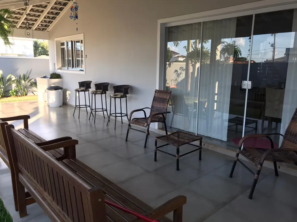 Casa, 5 quartos, 329 m² - Foto 1