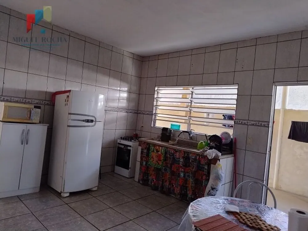 Casa, 1 quarto, 250 m² - Foto 8