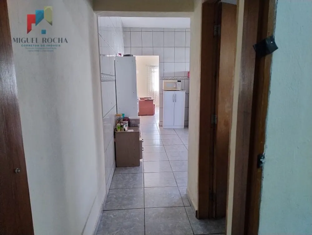 Casa, 1 quarto, 250 m² - Foto 4