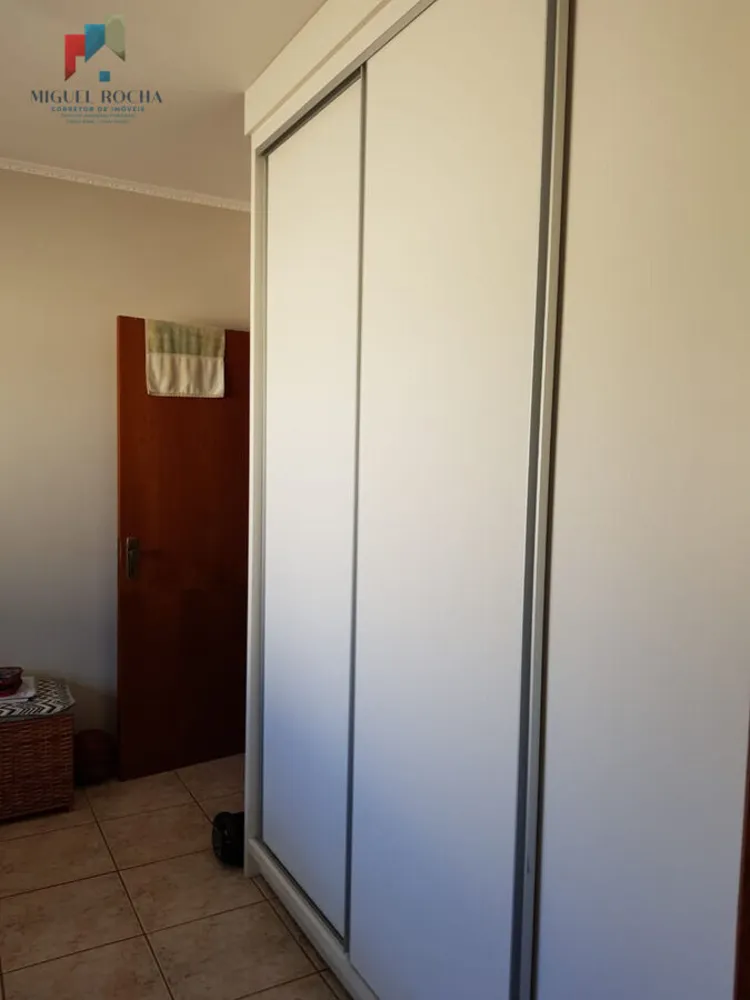 Chácara, 3 quartos, 1400 m² - Foto 3