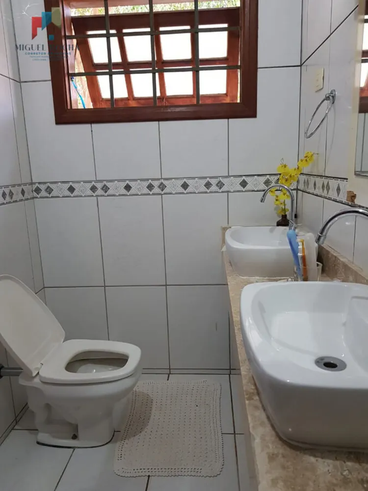 Chácara, 3 quartos, 1400 m² - Foto 1
