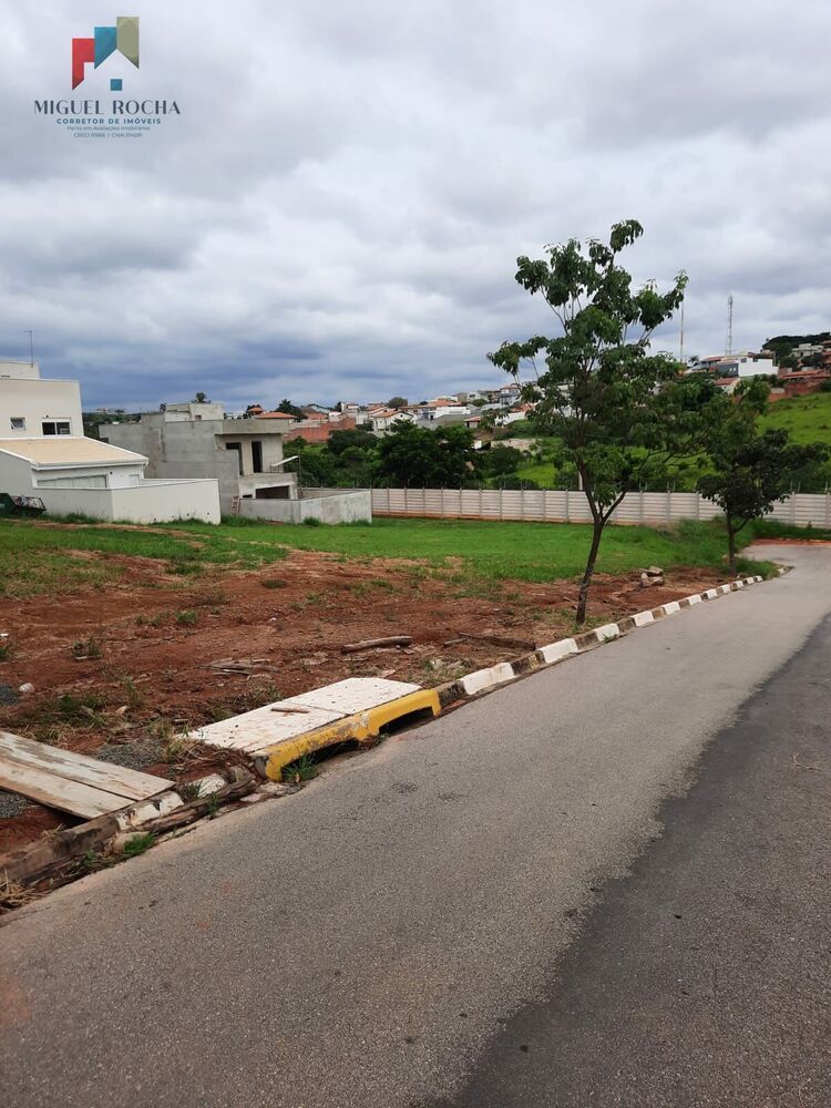 Terreno à venda, 175m² - Foto 1